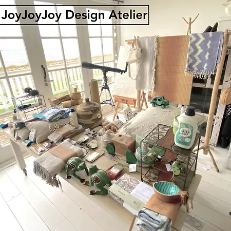 Joyjoyjoy The Black Beauty Ecolicious In A Canal House With French Balcony With View On The Canals Penzion Amsterdam