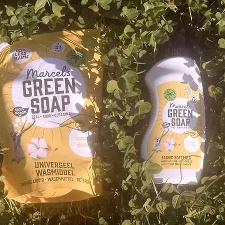 Joyjoyjoy The Black Beauty Ecolicious In A Canal House With French Balcony With View On The Canals بيت ضيافة 4*