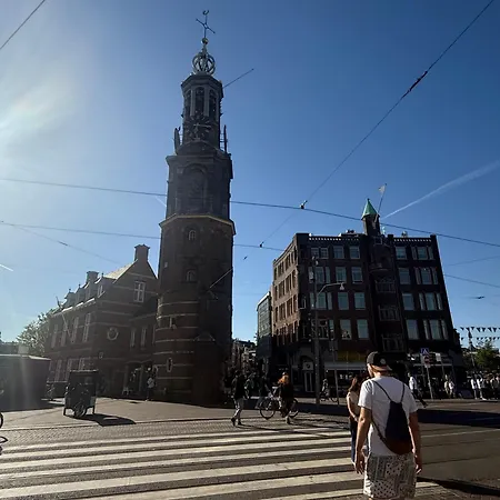 Joyjoyjoy The Black Beauty Ecolicious In A Canal House With French Balcony With View On The Canals 4* أمستردام