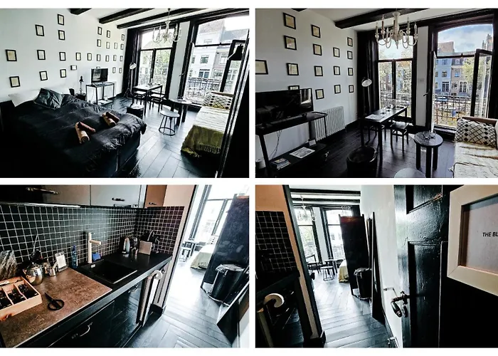 Pensjonat Joyjoyjoy The Black Beauty Ecolicious In A Canal House With French Balcony With View On The Canals