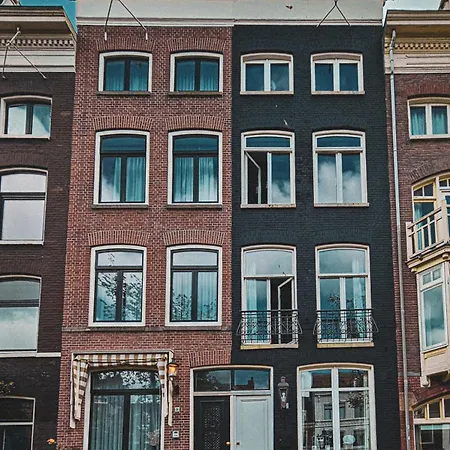 The Black Beauty Private With Canal View From 1799 Amsterdam