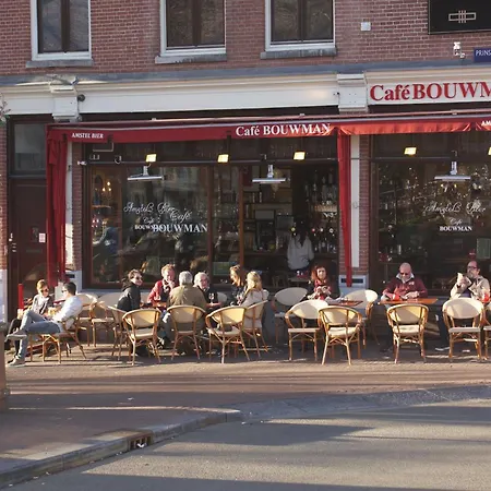 Joyjoyjoy The Black Beauty Ecolicious In A Canal House With French Balcony With View On The Canals Maison d'hôtes 4*